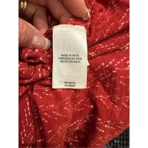 Lucky Brand Boho Peasant Top Sz. L Red Festival Vacation Smocking - Picture 8 of 9